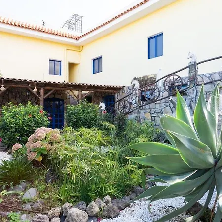 Apartment Tenerife Casa De Sancho Pansa With Terrace And Garden 600m2 And Ocean And Teide View