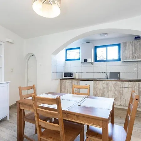 Апартаменты Tenerife Casa De Sancho Pansa With Terrace And Garden 600m2 And Ocean And Teide View Икод-де-лос-Винос